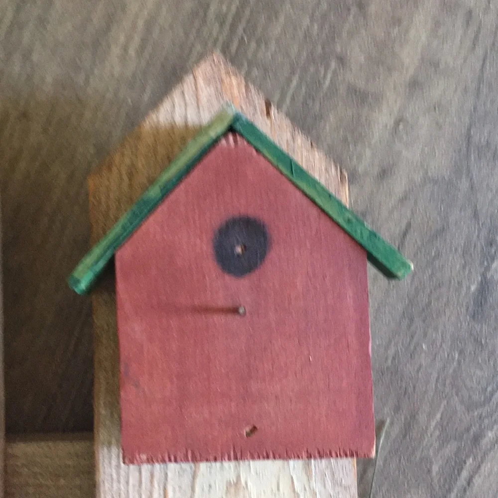 Wooden Pickett Fence Bird House Wall Art Key Holder Shelf Home Decor